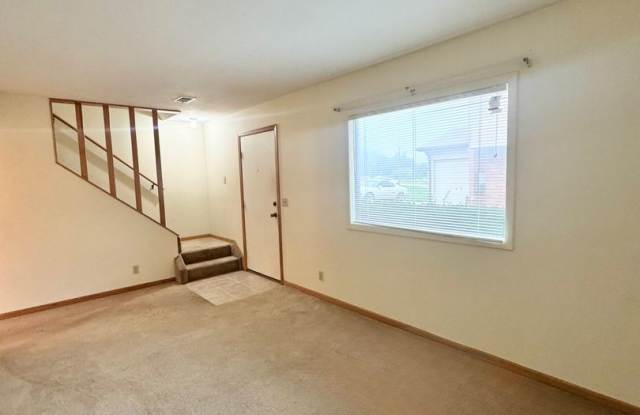 2723 N 93rd Street Apartments Gallery 1