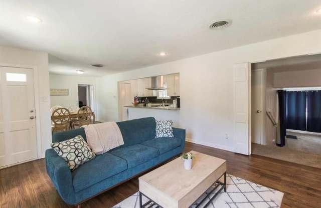 4132 Anita Avenue Gallery 3
