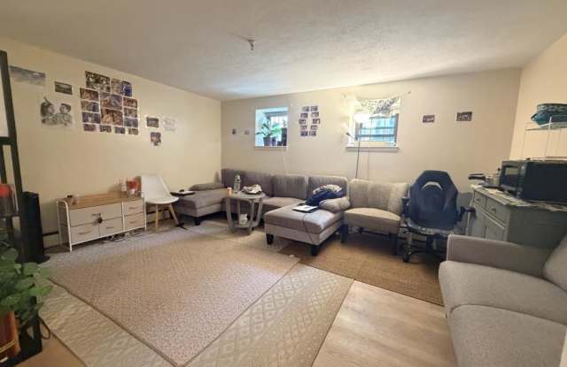 1246 Commonwealth Ave. photos photos