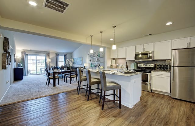4205 Pond Willow Road - 4205 Pond Willow Road, Naperville, IL 60564