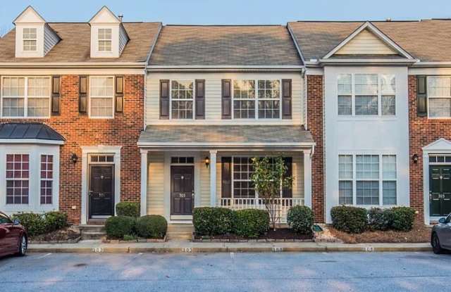 303 Huck Court photos photos