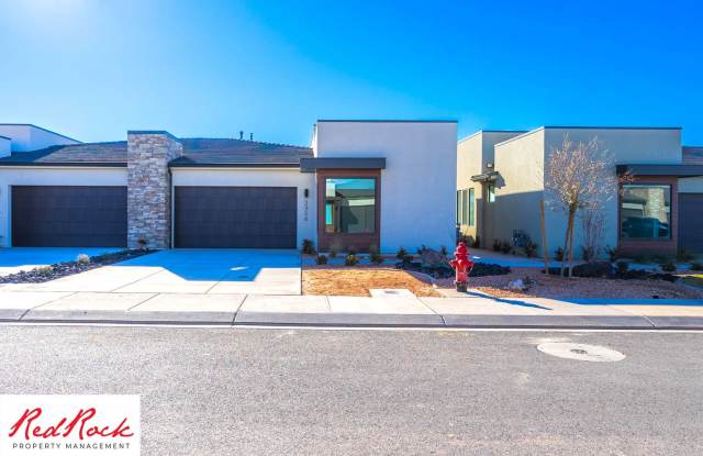 Stylish Single-Level Twin Homes with Exceptional Amenities Gallery 1