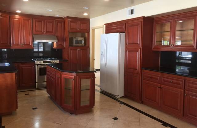 13672 Quiet Hills Dr Gallery 3