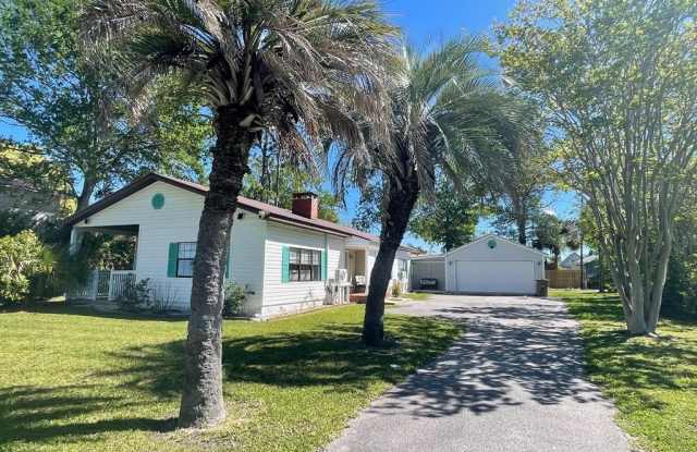 1009 Monument Ave - 1009 Monument Avenue, Port St. Joe, FL 32456