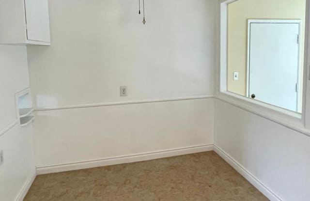2923 Weidermeyer Ave. Gallery 3
