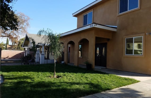 710 E 2nd Street - 710 East 2nd Street, Santa Ana, CA 92701
