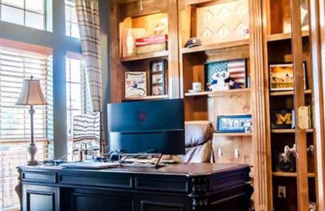 3208 Mile High Lane Gallery 2