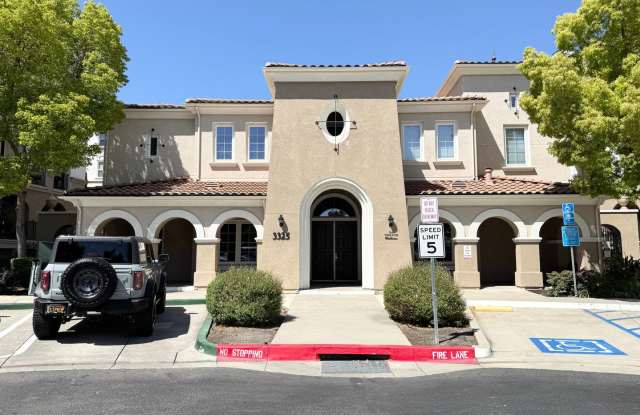 Perfect Shape Dublin Ranch Condo with quick access to 580/680 freeways photos photos