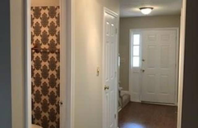 1135 Country Club Place NW Gallery 2