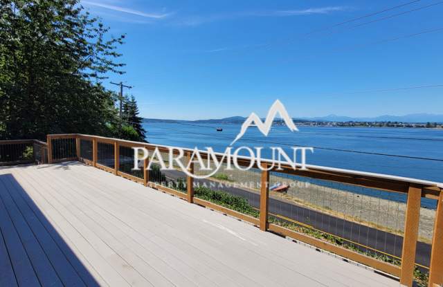 Remodeled 2 Bedroom with Water View! - 2895 Beach Drive East, Kitsap County, WA 98366