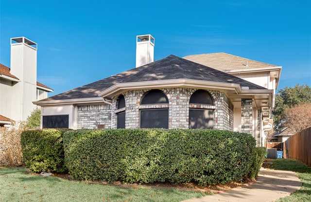 2015 Falcon Ridge Drive - 2015 Falcon Ridge Drive, Carrollton, TX 75010