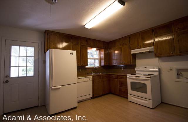 1004 Crescent Gallery 4
