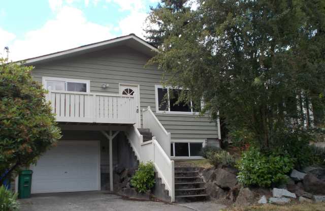 Spacious 4 Bedroom in Beacon Hill! Lots of Updates, Perfect Location! - 3411 Cheasty Boulevard South, Seattle, WA 98144