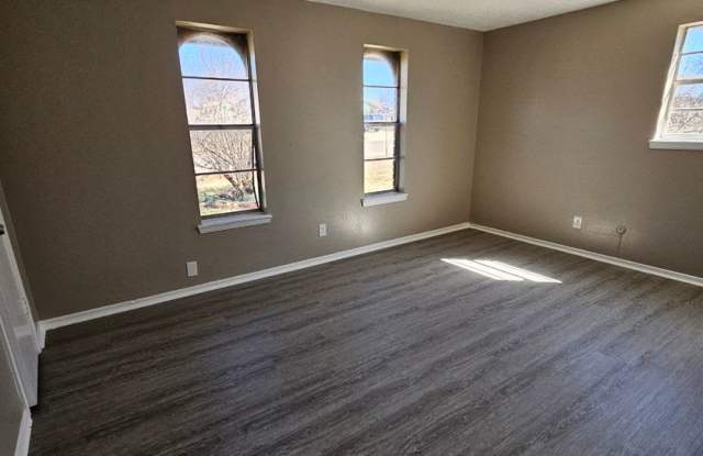 Charming 4-Bedroom Home Available in OKC! Gallery 3