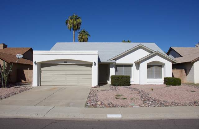 902 W Oraibi Dr - 902 West Oraibi Drive, Phoenix, AZ 85027