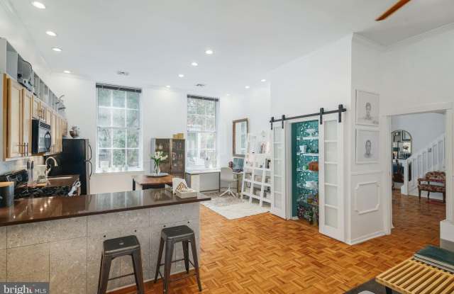 1029 SPRUCE STREET - 1029 Spruce Street, Philadelphia, PA 19107