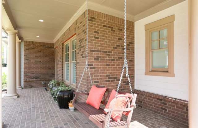 1025 Birchdale Drive Gallery 3