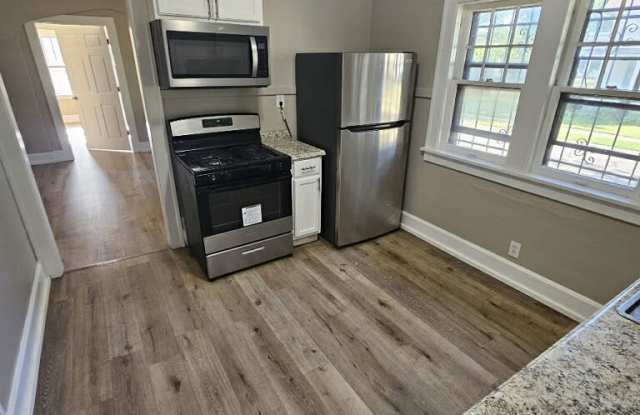 2217 8th St1 photos photos