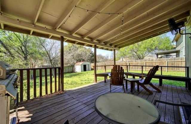 4523 Sidereal Drive Gallery 2