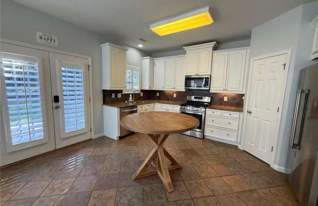 6630 Grove Crossing Court Gallery 4