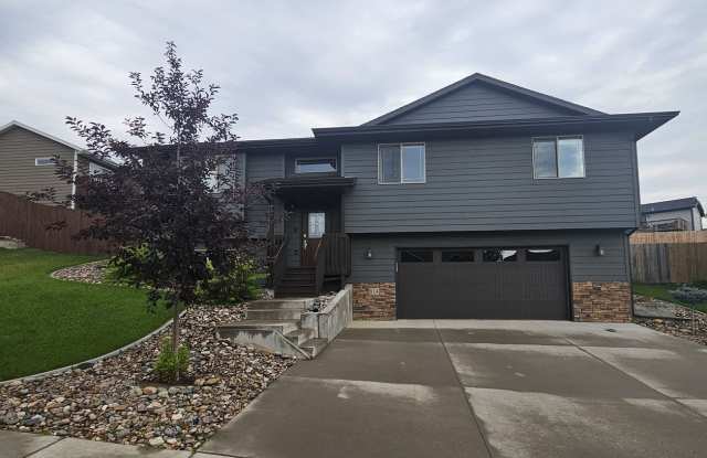 3 BED | 2.5 BATH | SPLIT-FOYER HOME | DOUBLE GARAGE | RAPID VALLEY photos photos