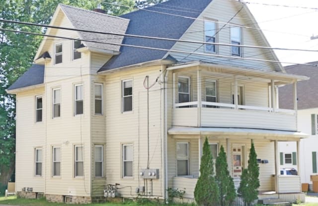 336 Valley Street - 336 Valley St, Willimantic, CT 06226