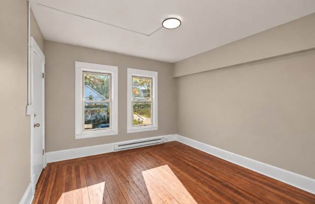 158 Narragansett Blvd Gallery 3
