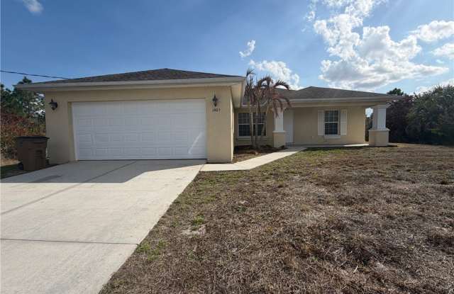 1405 W 13th Street photos photos