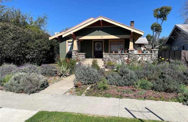 115 E Jefferson photos photos