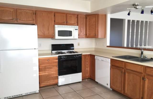 4908 El Higo Court Southeast Gallery 4