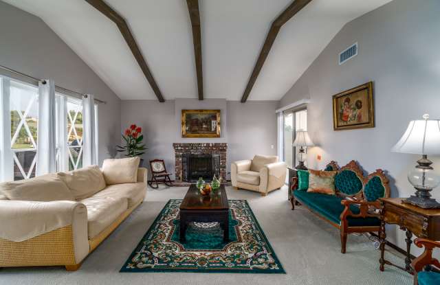 3106 North Hartman Street Gallery 2