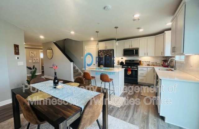10918 Yalta St NE photos photos