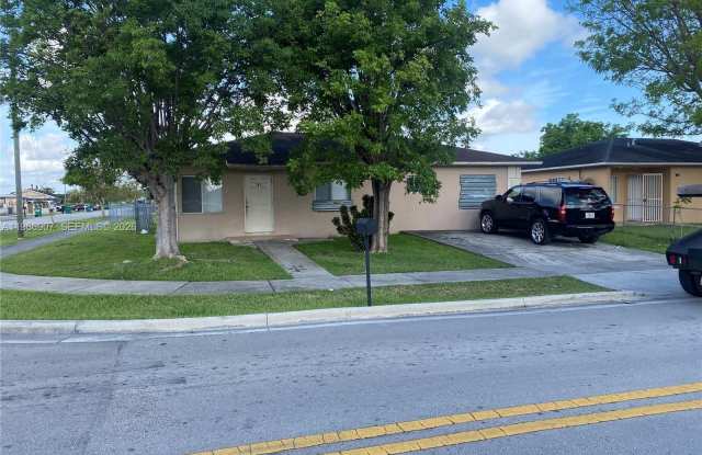 1205 NW 7th Ave photos photos