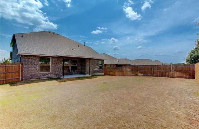 872 Winnsboro Drive Gallery 3