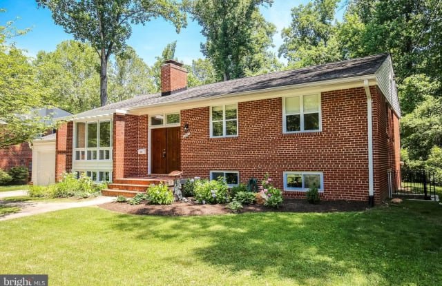 8401 BEECH TREE RD - 8401 Beech Tree Road, Bethesda, MD 20817
