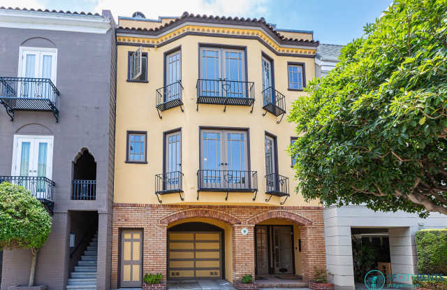Marina District: Updated Flat w/ 2 Bedrooms + Sunroom + W/D in unit + Optional Parking photos photos Marina District: Updated Flat w/ 2 Bedrooms + Sunroom + W/D in unit + Optional Parking photos photos