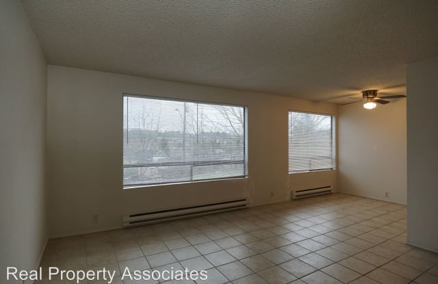 3000 SW Avalon Way #4 - 3000 Southwest Avalon Way, Seattle, WA 98126
