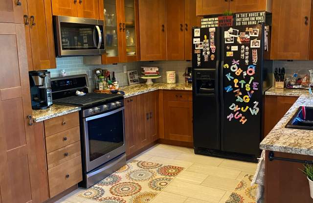 17623 Fairlee Rd - 1 Gallery 3