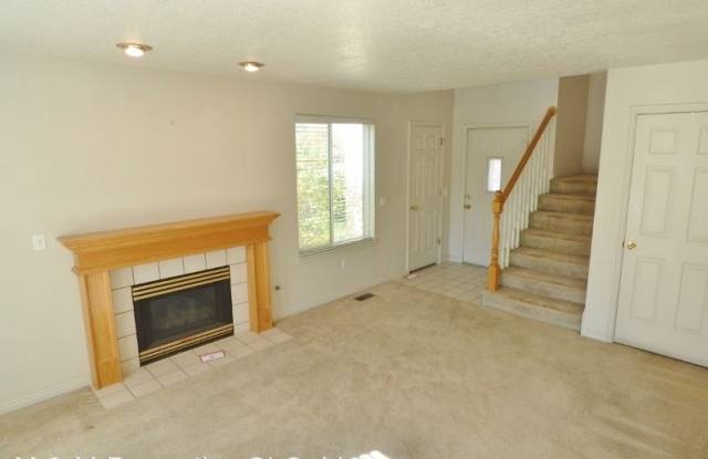 748 E Village Way North Gallery 2