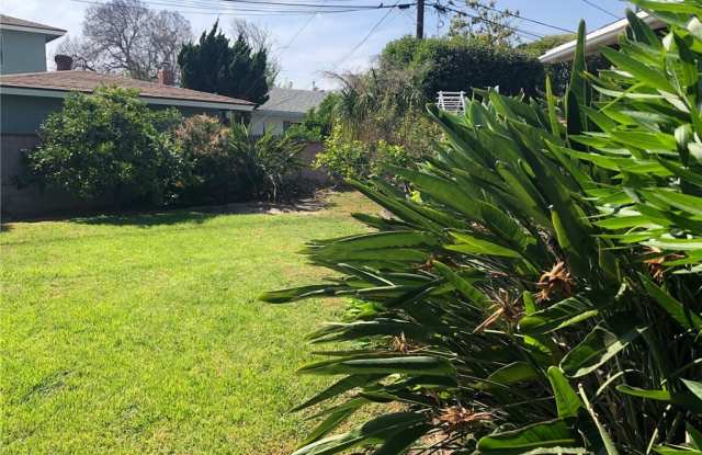 6527 E Rosebay Street Gallery 2