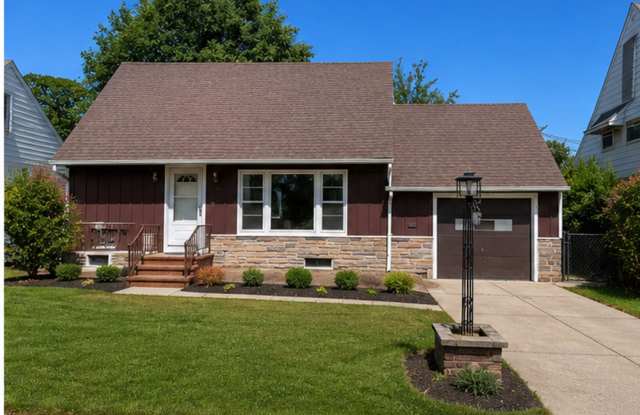 23901 Puritan Rd. Euclid, OH- $1595 - Section 8 Welcome! photos photos
