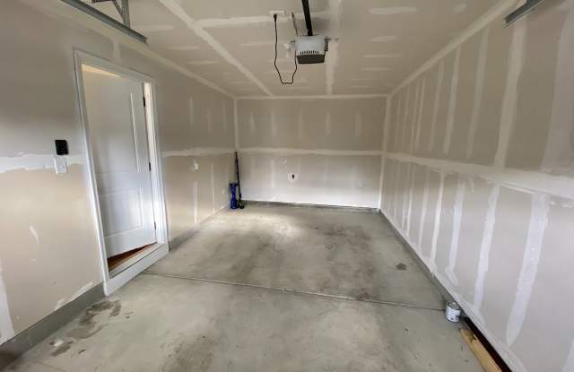 4105 New Hermitage Drive Gallery 3