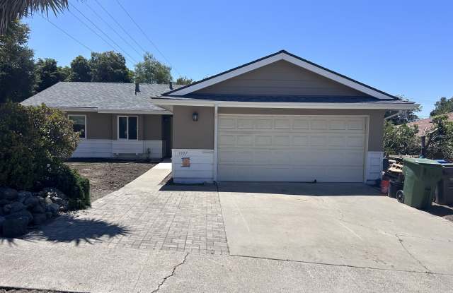 1557 Southwood Drive photos photos