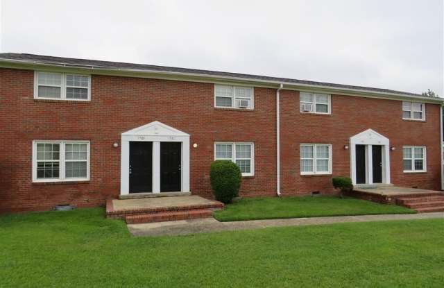 1901 King George Drive - 1901 King George Drive, Fayetteville, NC 28303