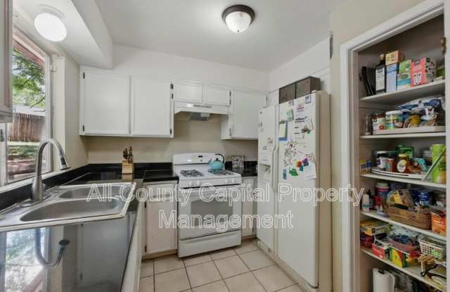 4802 Peach Grove Ct Gallery 3