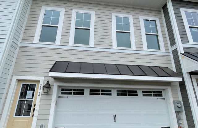 Townhouse for Rent in Preston Lake photos photos