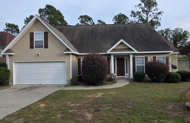 Spacious 5 Bedroom Beauty in NE Columbia – Modern Updates & Ideal Location! Gallery 3
