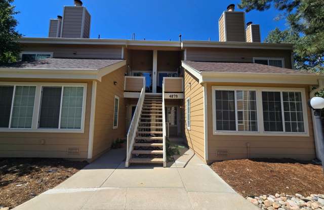 Cozy ground floor Condo in Gunbarrel photos photos
