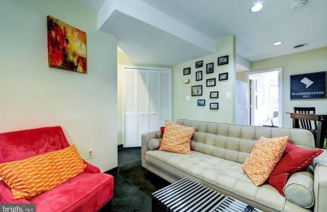 1804 VERMONT Avenue NW Gallery 3