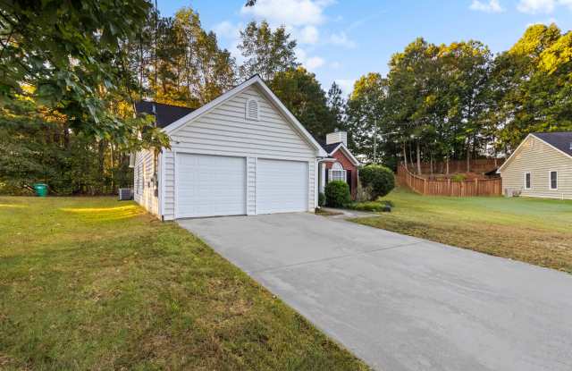 10507 Iron Gate Ln - 10507 Irongate Lane, Irondale, GA 30238